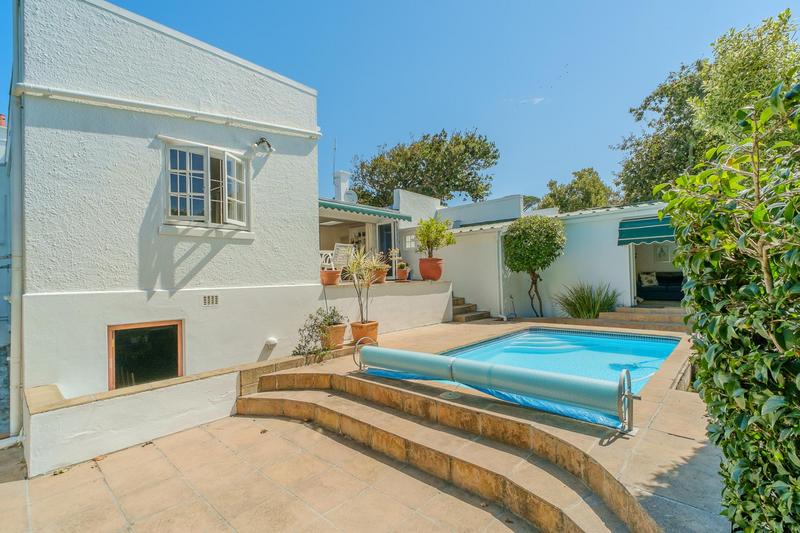 5 Bedroom Property for Sale in Kenilworth Upper Western Cape